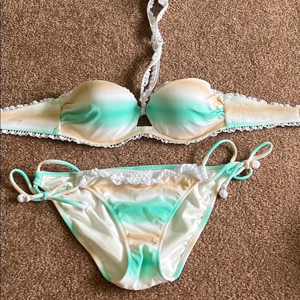 vs bikini